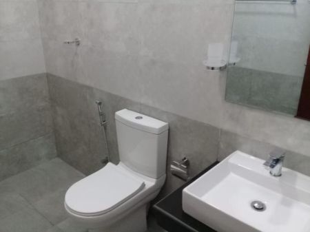 Bathroom - 5 Bedroom Luxury House For Sale in Piliyandala - EH208