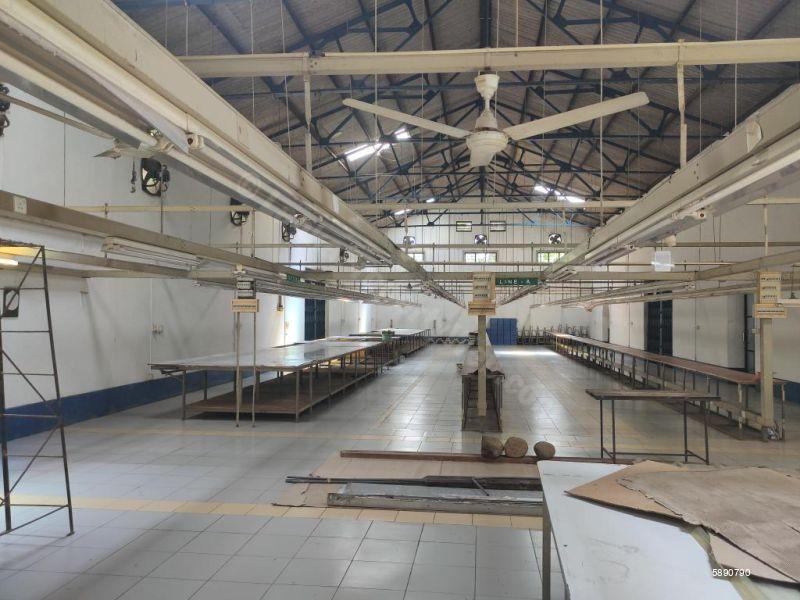 Commercial for sale in Watareka