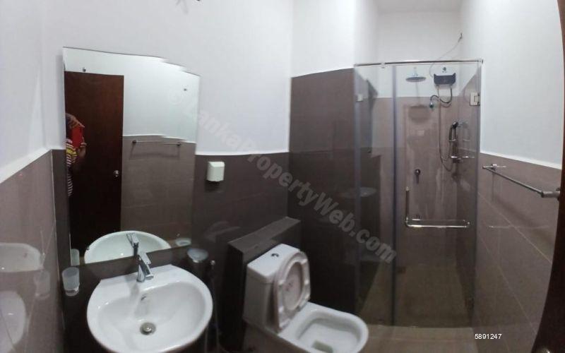 Bathroom - Apartment for rent in Kahathuduwa