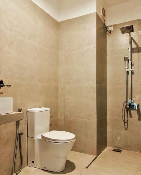 Bathroom - Elegant 4 Bedroom Villa for Sale – Sea Esta, Mount Lavinia | LKR 70,000,000 (Negotiable) (EM125JS)