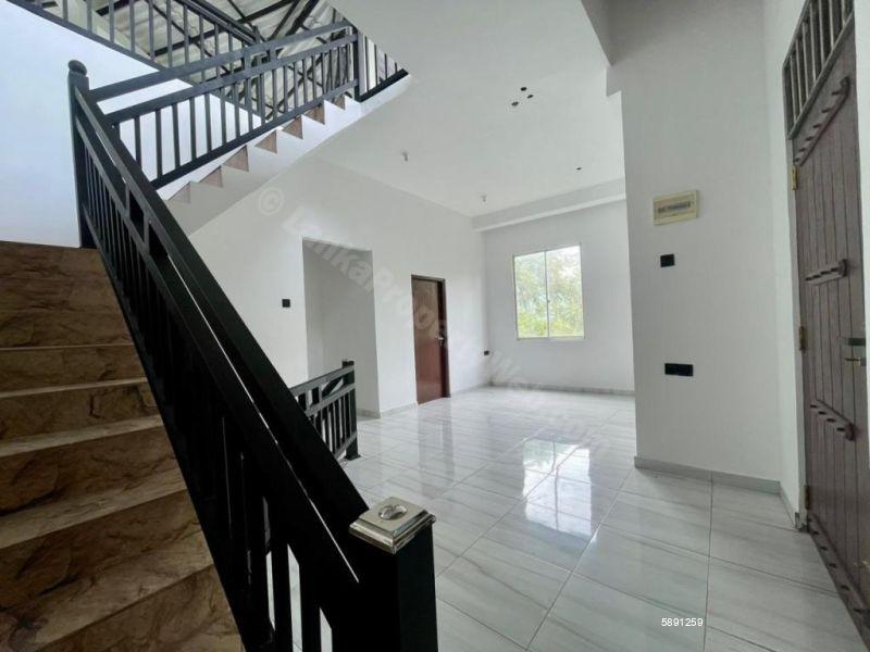 House for sale in Ratnapura
