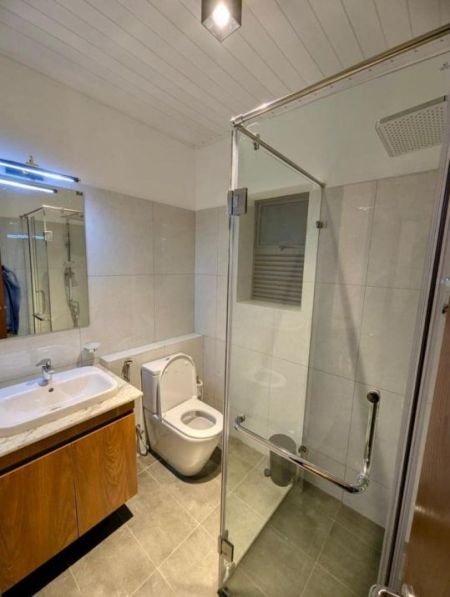 Bathroom - Luxury 2 Bedroom Fully Furnished Apartment for Rent – Canterbury Golf Apartments, Kahathuduwa (EM127JS)