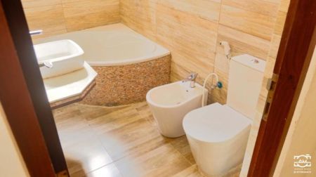 Bathroom - Ref(P-KALEE-839)Spacious 3-Storey House for Rent –  Kalubowila