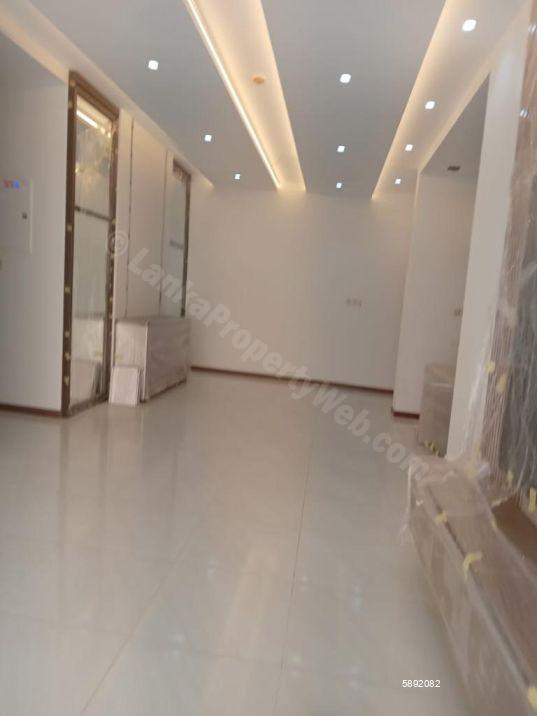 Apartment for sale in Colombo 5