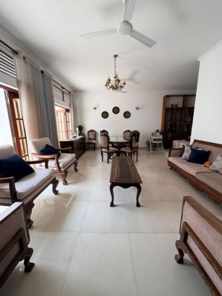 Living Room - Property for Sale – Prime Residential Location in Dehiwela