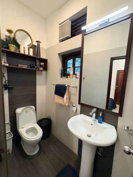 Bathroom - Property for Sale – Prime Residential Location in Dehiwela