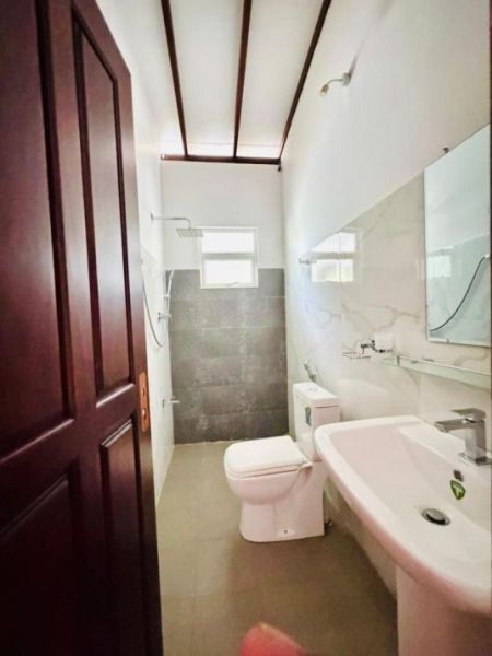 Bathroom - (PR1577)🏡✨ Beautiful 4-Bedroom Family Home in Thunadahena! ✨🏡