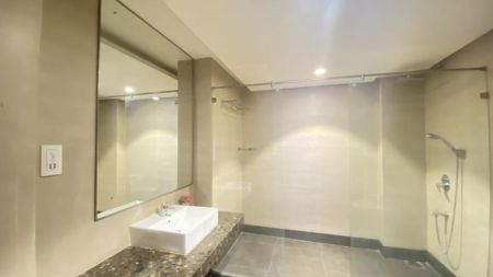 Bathroom - Rajagiriya 3 Bedroom Apartment for Sale