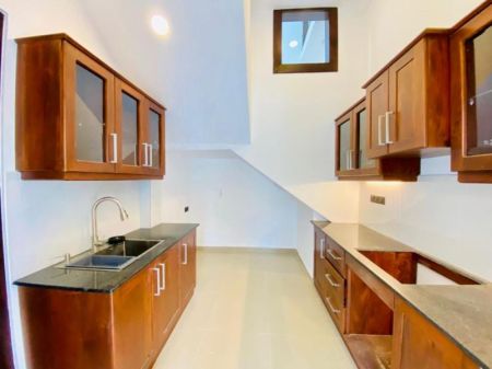 Kitchen - (PR1554)🏡 Brand New Luxury House for Sale – Malabe (Kahanthota Rd) ✨