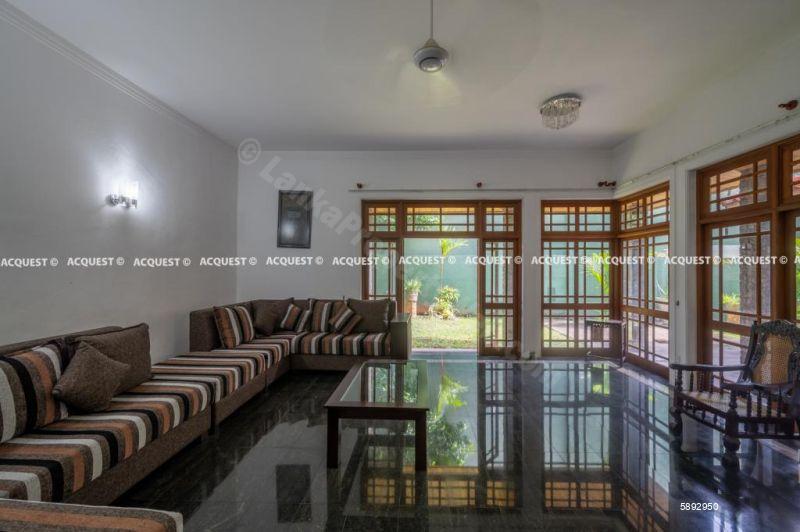Living Room - House for sale in Colombo 6
