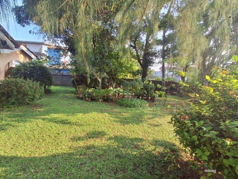 Land with house for sale in Kalutara