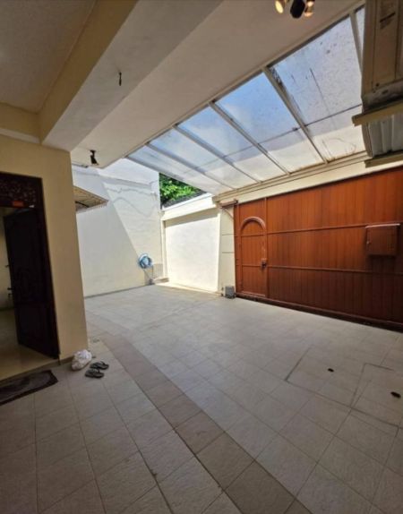 Kitchen - Dehiwala 02 Storied 04 Bedroom House on 6.25 Perches of Land for Sale 