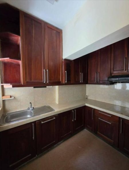 Kitchen - Dehiwala 02 Storied 04 Bedroom House on 6.25 Perches of Land for Sale 