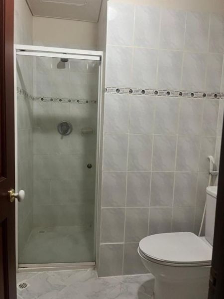 Bathroom - 3 Bedroom Apartment for Sale - Colombo 3 | LKR 95,000,000 (EM451)