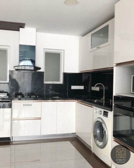 Kitchen - 2 Bedroom apartment for rent in Colombo 3 for Rs. 2.50 lakhs (per month)