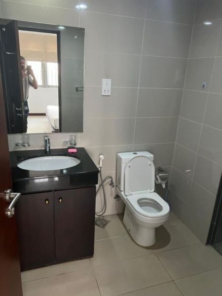Bathroom - 3 Bedroom apartment for Rent in On320, Colombo 2 