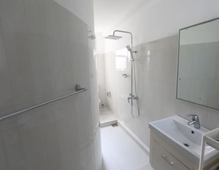 Bathroom - Grand Spacious Residence in Prime Dehiwala – Nedimala Location
