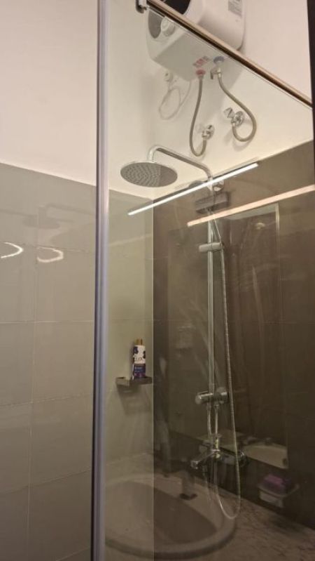 Bathroom - Fully Furnished Airconditioned 2 Bed 2 Bathrooms Canterbury Golf -35 Mn.