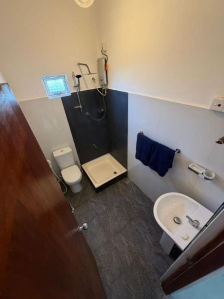Bathroom - ￭ Mount Lavinia ￭  03BR Apartment For Rent ￭  (NK11214)