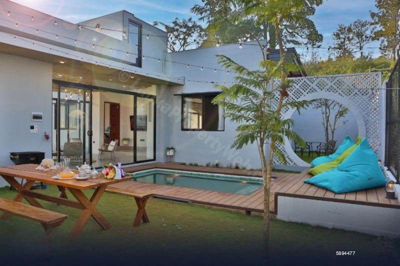Villa for sale in Pussellawa