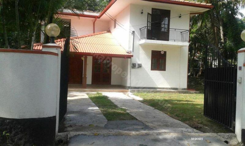 Exterior - House for rent in Battaramulla