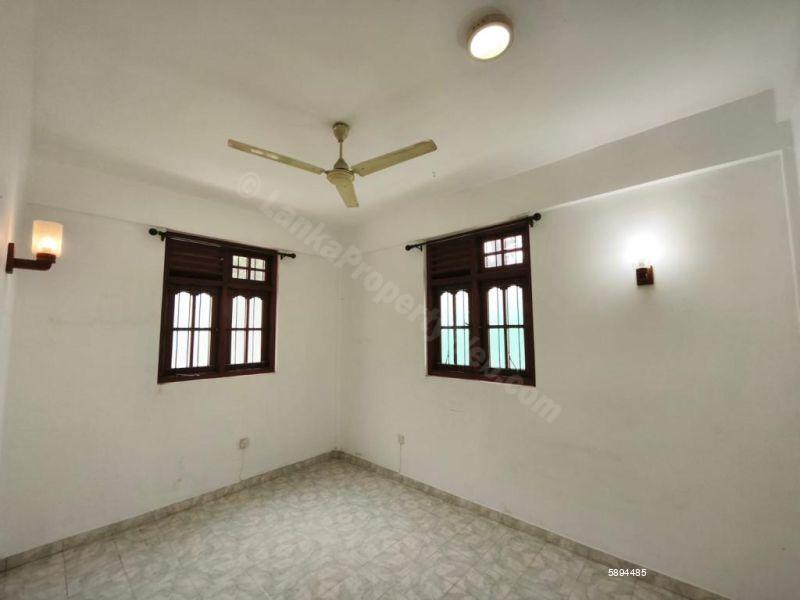 Bedroom - House for rent in Battaramulla