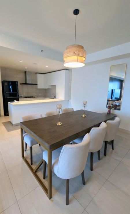 Dining room - Furnished Luxury Apartment for Rent at Colombo City Center - Colombo 2