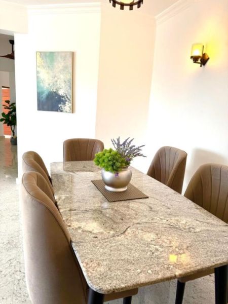 Dining room - Luxury Apartment for Rent in Colombo 07