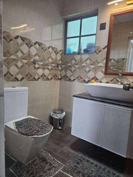 Bathroom - Fully furnished modern Apartment in Colombo 07 - Holiday home 