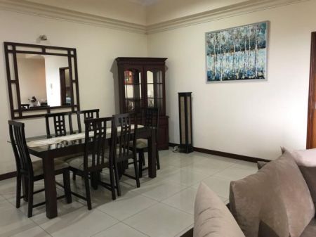 Dining room - Trillium 3 bedrooms furnished apartment rent - Colombo 08