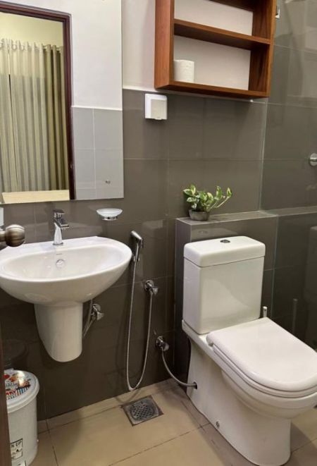 Bathroom - Fully Furnished Airconditioned 3 Bed 3 Bathrooms - 160000/=