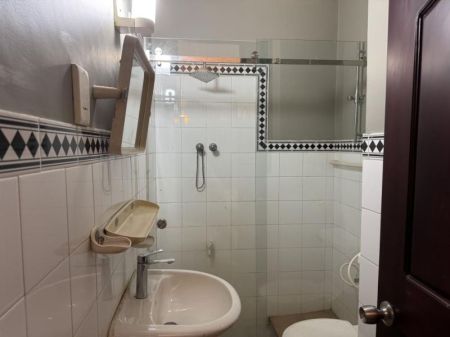 Bathroom - Bullers Crescent Residencies | Colombo 7 | Fully Furnished | Great Location | 3Bedroom | 250K negotiable