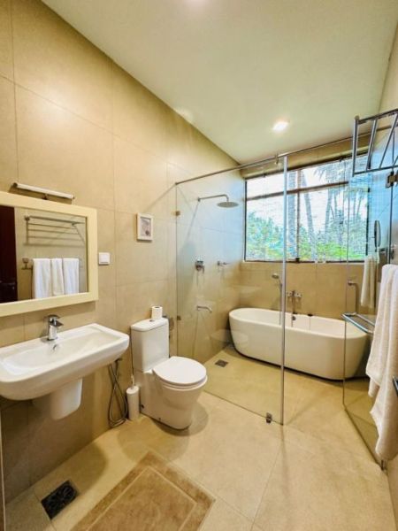 Bathroom -  Fully furnished Villa Sale in Hikkaduwa (SSPH-331)