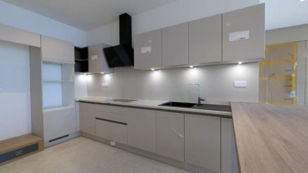 Kitchen - 606/unfurnished or furnished/Partial sea views/03beds/for rent in Colombo-03/Kolpity. 