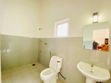 Bathroom - (PR1670)🏡✨ Single Story High Roof House for Sale in Athurugiriya Town – Jayanthi Road Prime Location ✨🏡