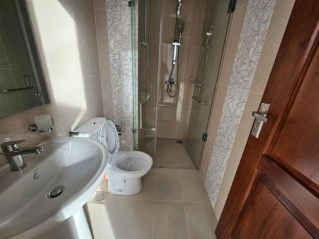Bathroom - Kings Garden - 02 Bedroom Unfurnished Apartment for Sale in Colombo 05 (A3294)-SOLD