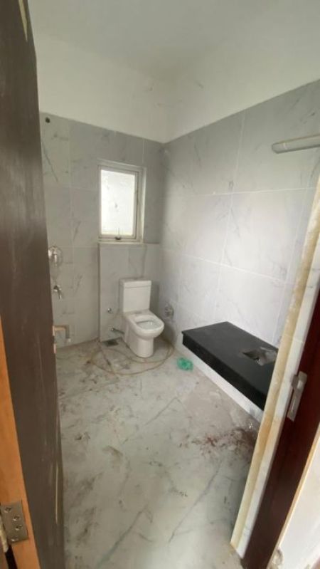 Bathroom - (SE1511)🏢✨ Upcoming Modern Apartment for Sale – Mulberry Residence, Sri Vajiragnana Mawatha ✨🏢