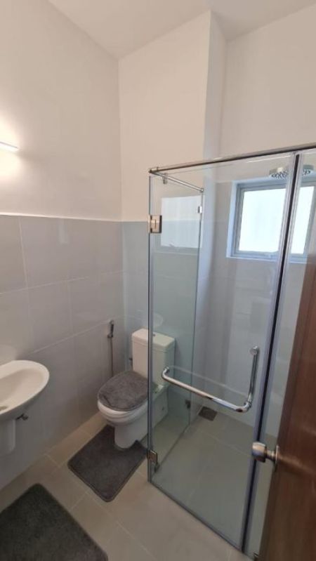 Bathroom - (SE1250) 🏡 Luxury 2-Bedroom Apartment at Santorini Resort, Negombo 🌟