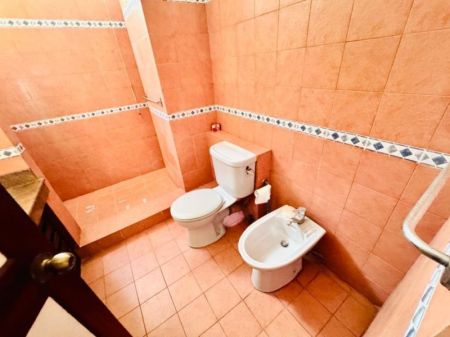 Bathroom - (SE1326))  Luxurious Two-Storied House for Sale in Rajagiriya