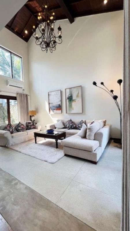 Living Room - FOR Rent | Palawatta | 4-Bedroom |  House
