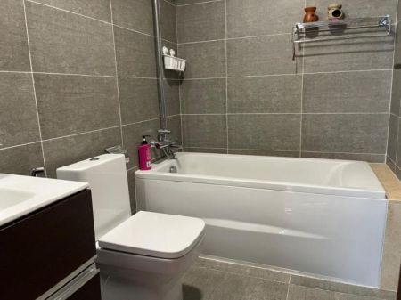 Bathroom - Colombo 03 Astoria 03 Bedroom Apartment For Sale