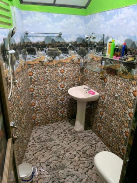 Bathroom - 50 perches land with 3 buildings for sale in Pilimathalawa town (SSPH-358)