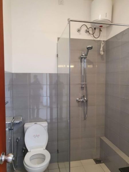 Bathroom - Mount Clifford/Belgany Pool view/02beds/for sale in Homagama. 