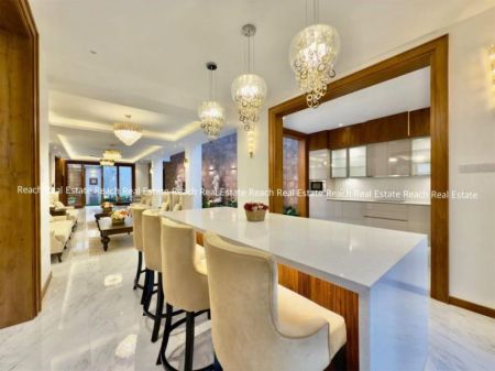 Dining room - Mansion for sale in Battaramulla  