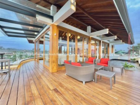 Living Room - Mansion for sale in Battaramulla  