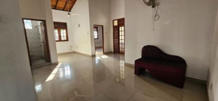Living Room - PRIME INVESTMENT OPPORTUNITY IN MALABE - 33 Million - KO-959