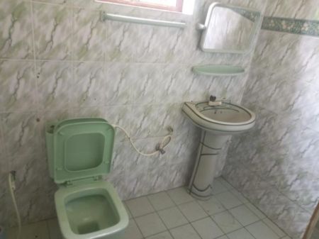 Bathroom - House for Sale – Divulapitiya