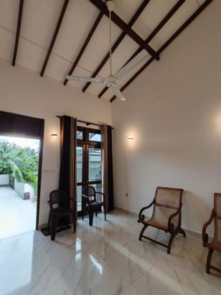 Living Room - 3 Bedroom House for Sale - Kaduwela | LKR 18,000,000 (EM514)