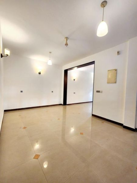 Bathroom - 6 BR House for Sale in Rajagiriya - PDH194
