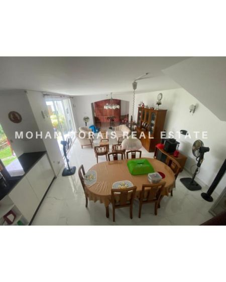 Living Room - House for Sale Perakum Mawatha - Battaramulla